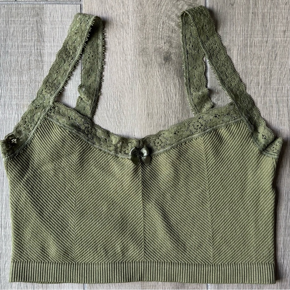 Out from Under Seamless Tank